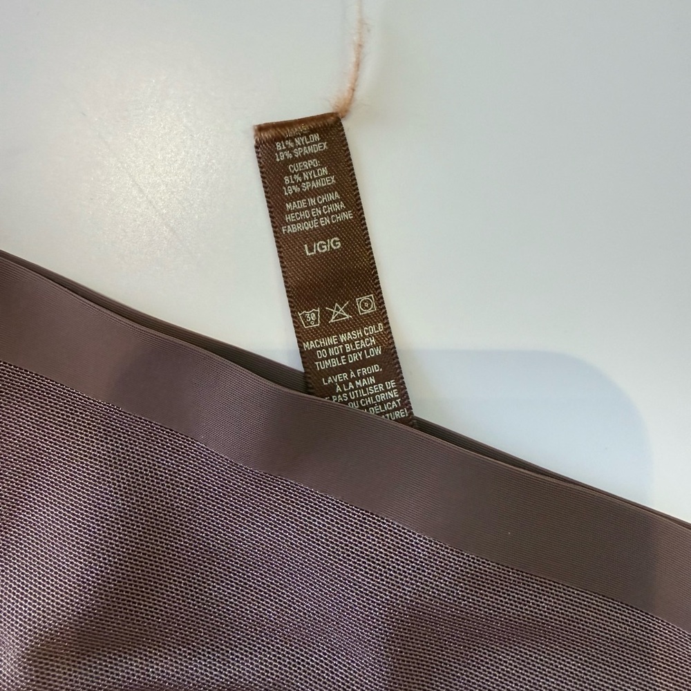 🌷NWOT SKIMS Summer Sheer Sculpt Thong Shapewear in Jasper - Picture 5 of 7